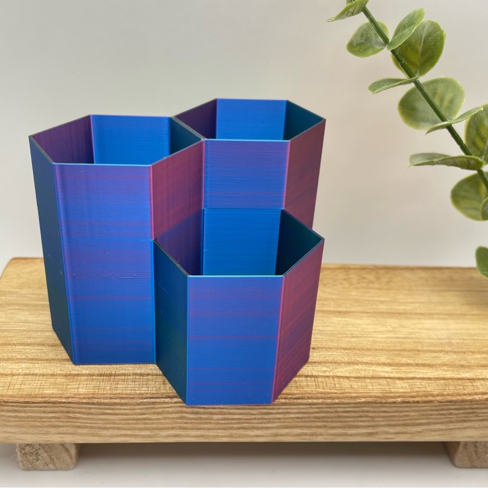 HEXAGONAL ORGANIZER | Makeup Brush Display | Desk Organizer (Brand New!) 💘 - Picture 14 of 16